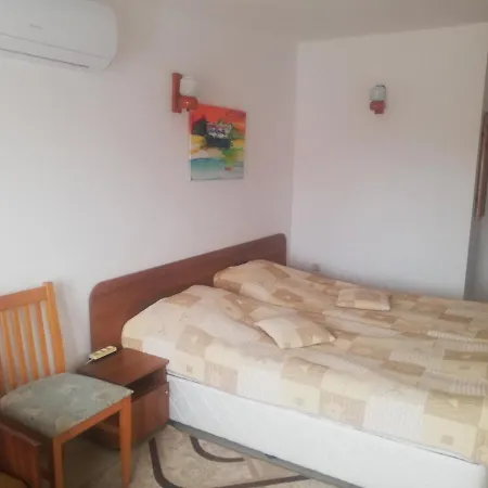 антон петров 3* Nesebar